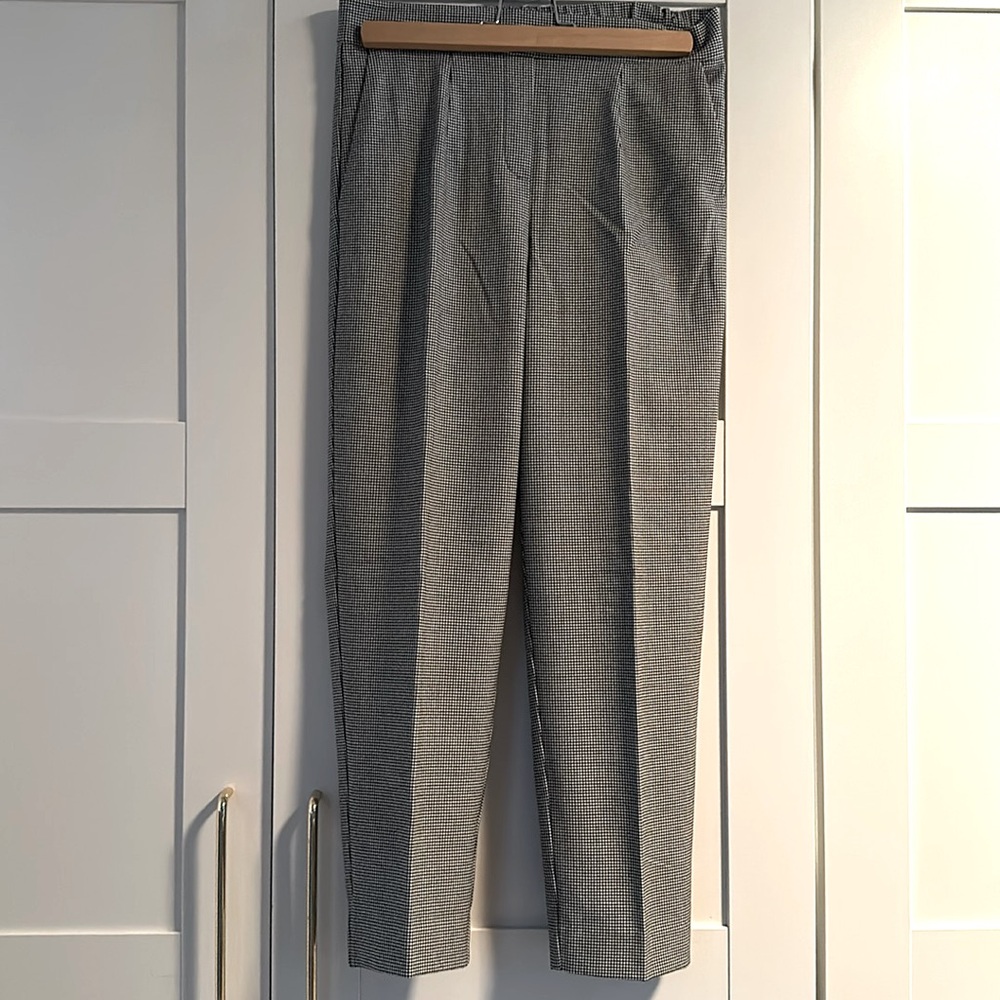 Conan mid-rise gingham pants. Mid rise.